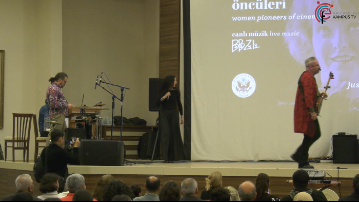 Gezici Festivalde Baba Zula Konseri Coşkusu